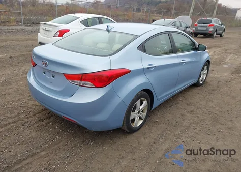 2011 Hyundai Elantra Gls (Ulsan Plant) z USA, uszkodzony, nr VIN KMHDH4AEXBU104112
